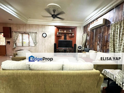 Seri Aman Height Sungai Buloh/ Kepong 3 Storey EndLot Landed House 7 Rooms Renovated FOR SALE , Selangor, Sungai Buloh