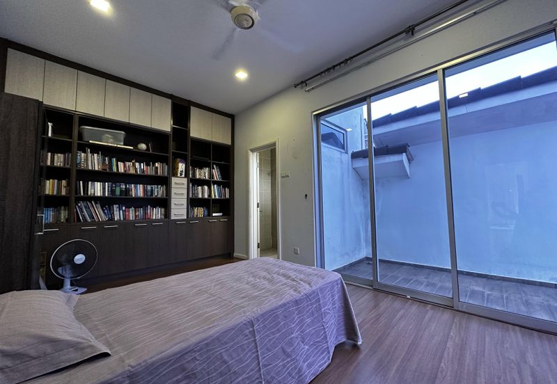 Emerald Garden, Kota Emerald