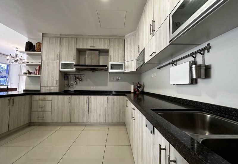 Emerald Garden, Kota Emerald