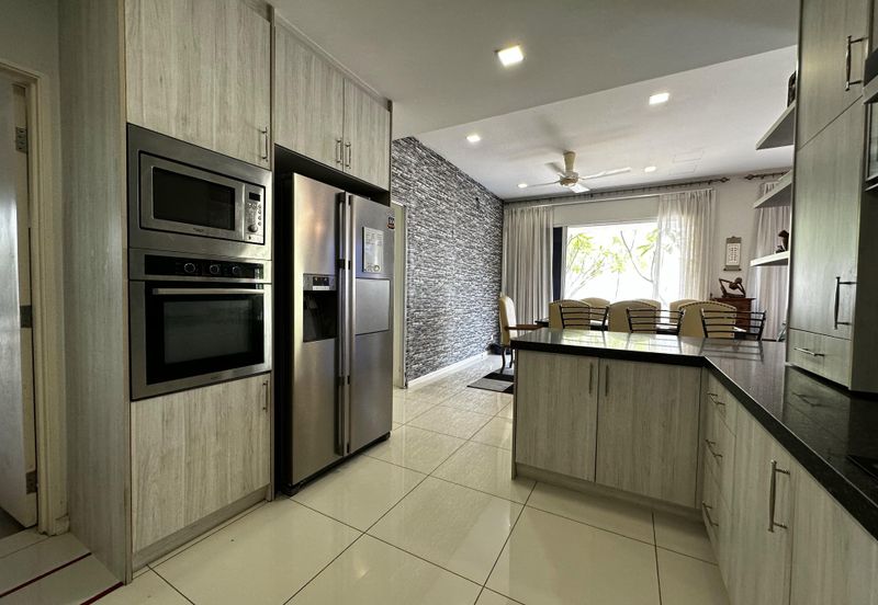 Emerald Garden, Kota Emerald