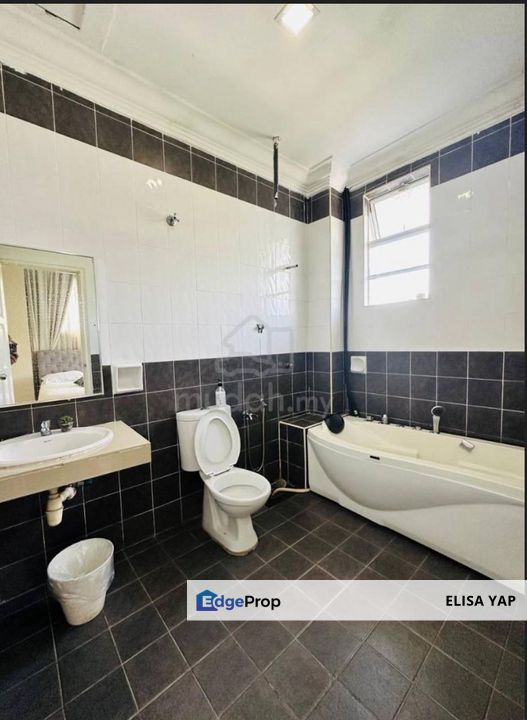 Ayer Keroh Taman Belia Antarabangsa Melaka 2 storey Bungalow House with Swimming Pool AirBnB FOR SALE, Melaka, Ayer Keroh