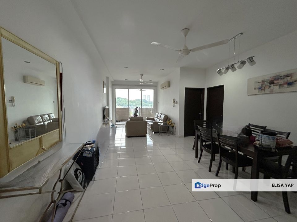 Casa Tiara Condominium  SS16 Subang Jaya 1618sqft Huge L-Shape Balcony Good Location FOR SALE, Selangor, Subang Jaya