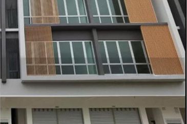 Avenue 3 @Medan Puteri