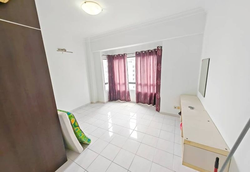 Vista Millennium Condominiums