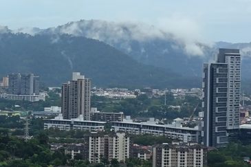 Zeta DeSkye Residence