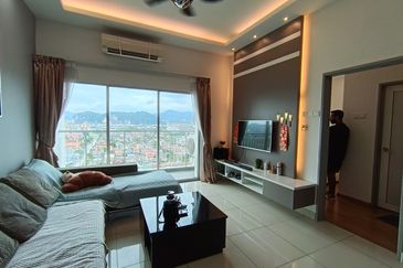 Zeta DeSkye Residence