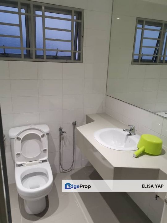 Symphony Heights Condominium Batu Caves  869sqft Low Floor Partially Furnished Non Bumi FOR SALE, Selangor, Batu Caves 