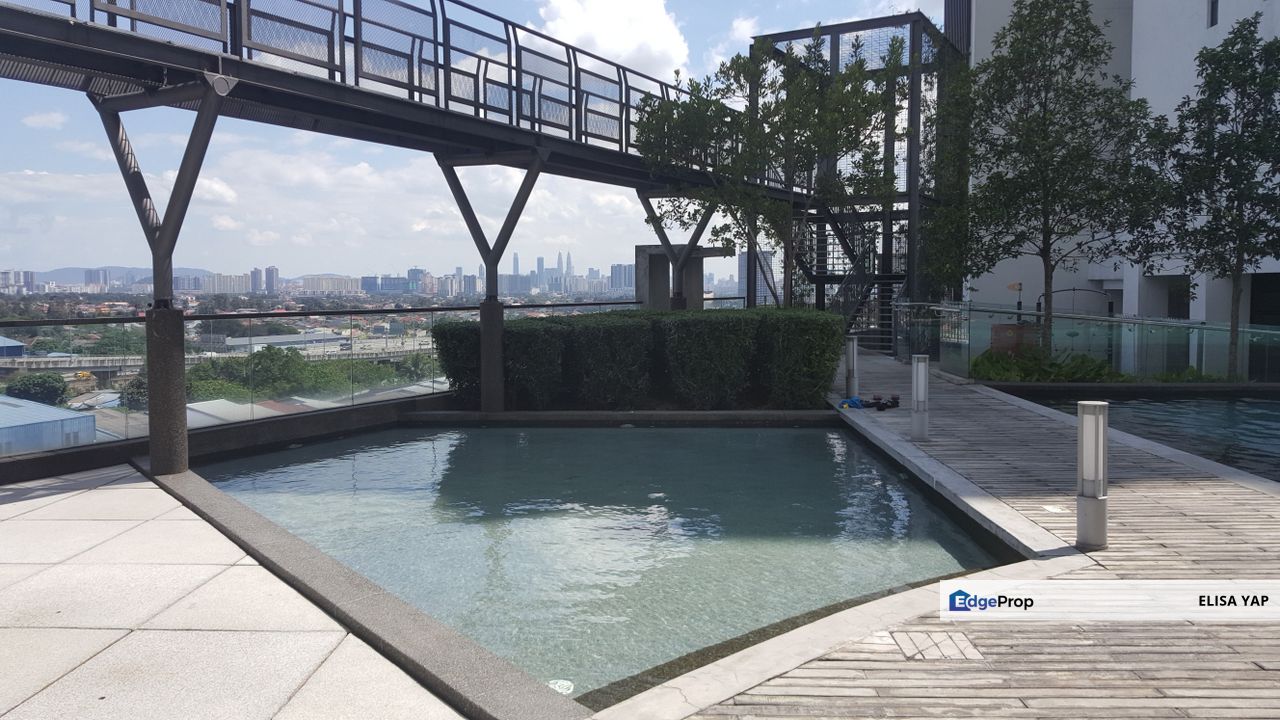 Urban 360 Taman Sri Gombak 1001sfqt Low Floor KLCC View 2 Carpark Non Bumi FOR SALE, Selangor, Gombak