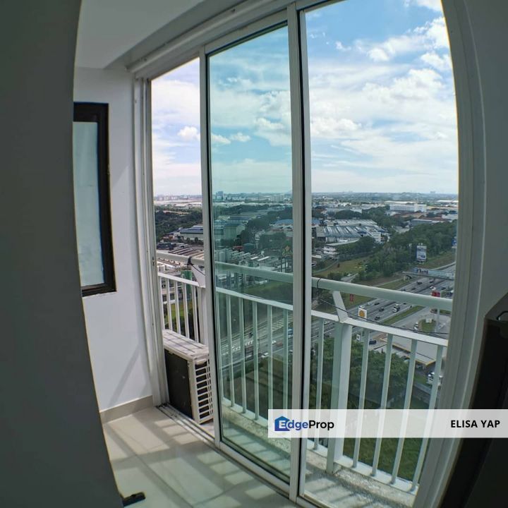 Menara U 622sqft Non Bumi 3 rooms Tenanted  Renovated FOR SALE, Selangor, Shah Alam