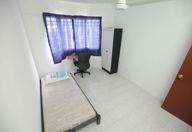 Pangsapuri Damai, Subang Bestari