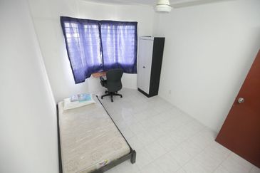 Pangsapuri Damai, Subang Bestari