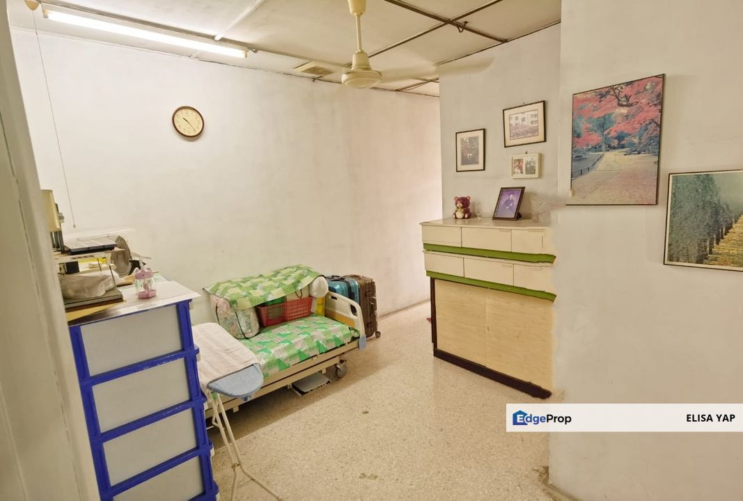 Taman Selayang Baru 2 Storey  House 20 x 70 Not facing House Freehold FOR SALE, Selangor, Selayang