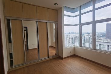 Dua Sentral Residential Tower