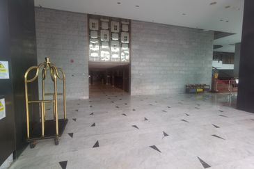 Dua Sentral Residential Tower