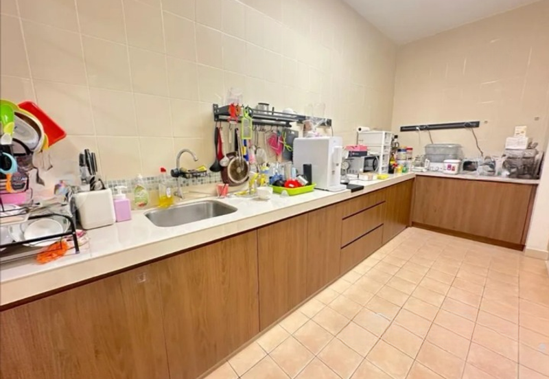 SL 9, Bandar Sungai Long