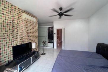 SL 9, Bandar Sungai Long