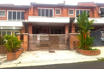 SL 9, Bandar Sungai Long