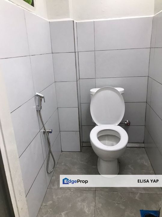 Pangsapuri Angsana Taman Subang Mewah USJ1 [Ready Strata Title] Retouch Unit Bumi Lot Near LRT FOR SALE, Selangor, USJ