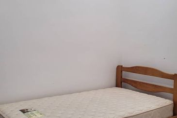 Shaftsbury Residence