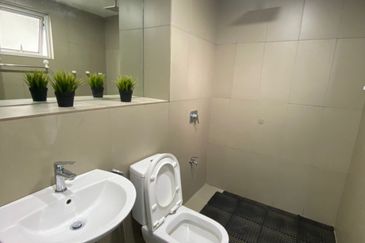 Midfields Condominium