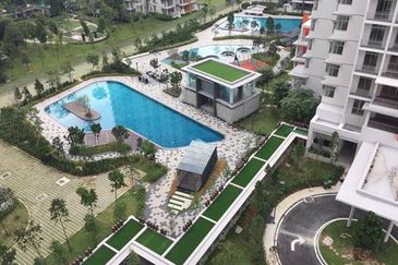 Midfields Condominium