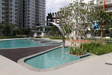 Midfields Condominium