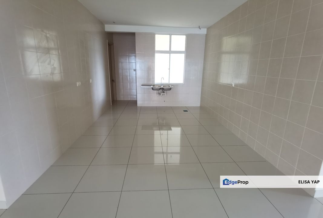 Subang Olives Residence SS16 Subang Jaya 3124sqft 4 Parking Dual Key Free SPA Legal Fees FOR SALE, Selangor, Subang Jaya