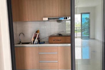 Aradia Residence @ Lake City