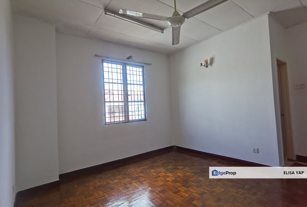 Amethyst 2 Kota Emerald Rawang 2 storey House 20x70 Wet Kitchen Extended FOR SALE, Selangor, Rawang