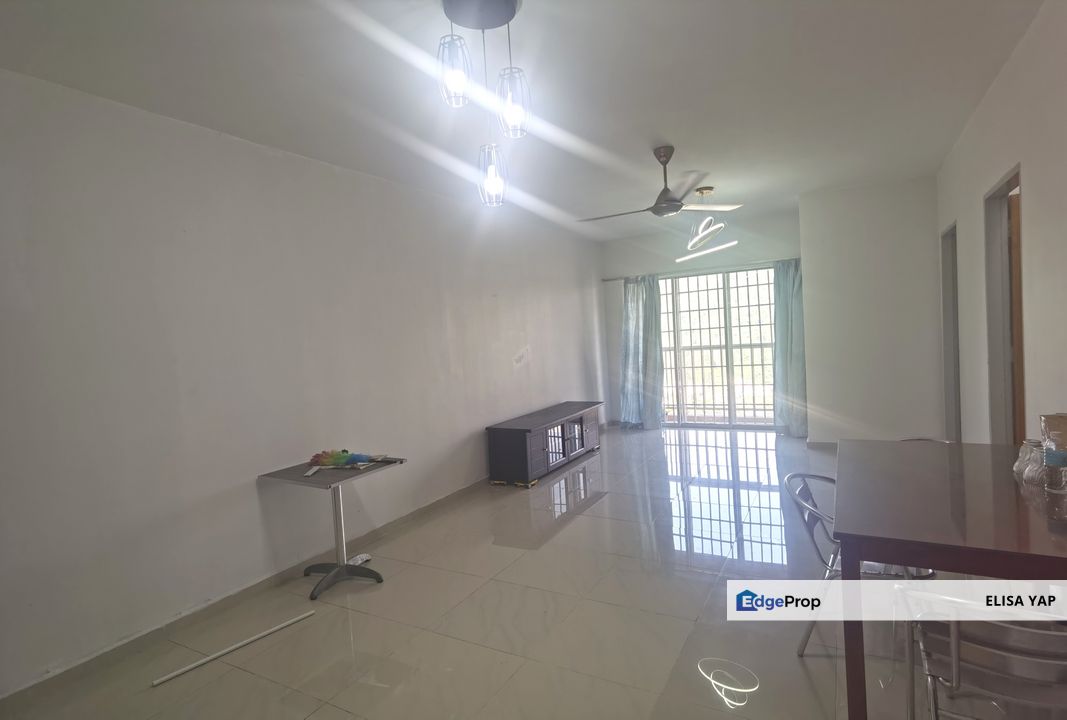 Lakeview Apartment Selayang Renovated Low Booking 100% Full Loan Ready Strata Title FOR SALE, Selangor, Selayang