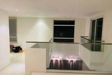 Rafflesia @ The Hill