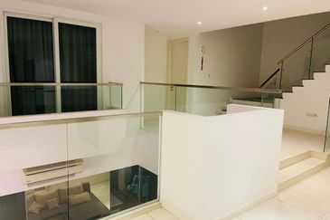 Rafflesia @ The Hill