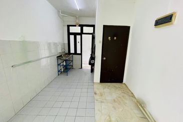 Kiambang Apartment, Taman Putra Perdana