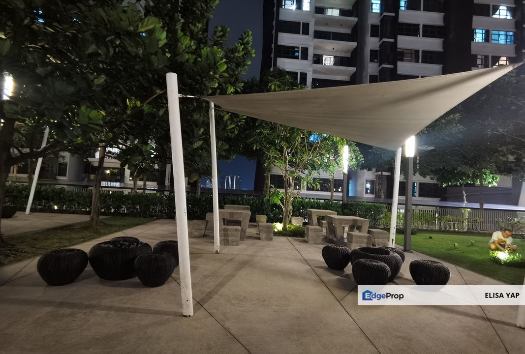 Lakeville Residence 1326sqft Big Balcony Facing Lake Medium Floor Partially Furnished FOR SALE, Kuala Lumpur, Jalan Ipoh