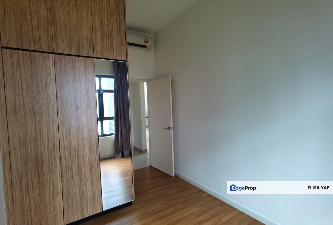 Lakeville Residence 1326sqft Big Balcony Facing Lake Medium Floor Partially Furnished FOR SALE, Kuala Lumpur, Jalan Ipoh
