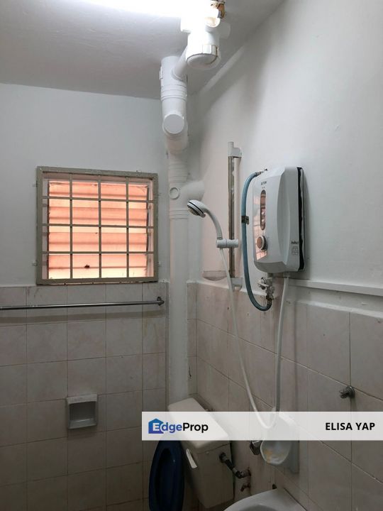Saujana Apartment, Damansara Damai Ground Floor Kitchen Cabinet Non Bumi Available FOR SALE, Selangor, Damansara Damai