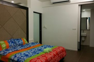 Oxford Tower @ Garden Plaza