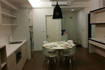 Oxford Tower @ Garden Plaza