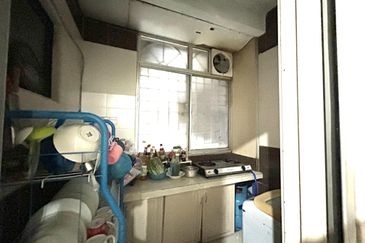 Taman Lembah Maju 600 Apartment