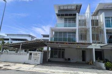 Clover Garden Residences