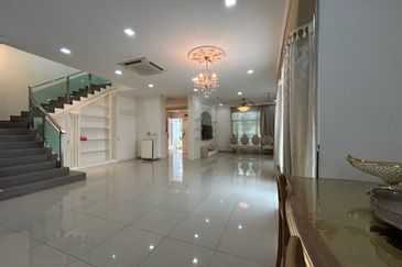 Clover Garden Residences