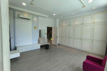 Clover Garden Residences