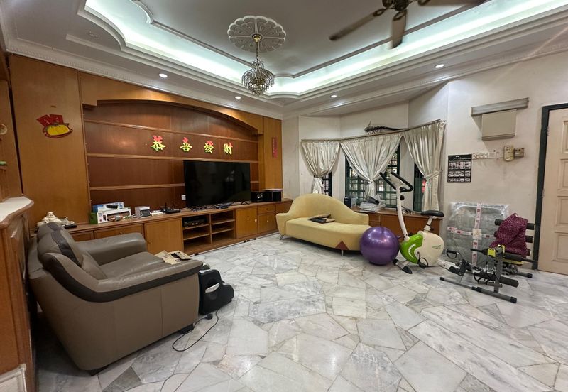 SL 4, Bandar Sungai Long