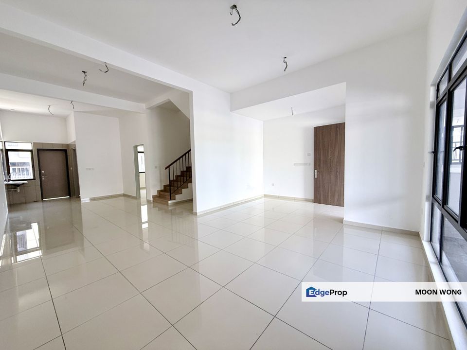 Avenue 3 Lake Valley, Bandar Tun Hussein Onn Cheras, Selangor, Cheras