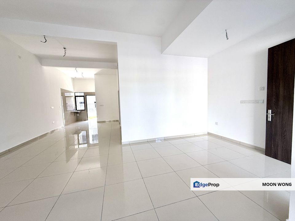 Avenue 3 Lake Valley, Bandar Tun Hussein Onn Cheras, Selangor, Cheras