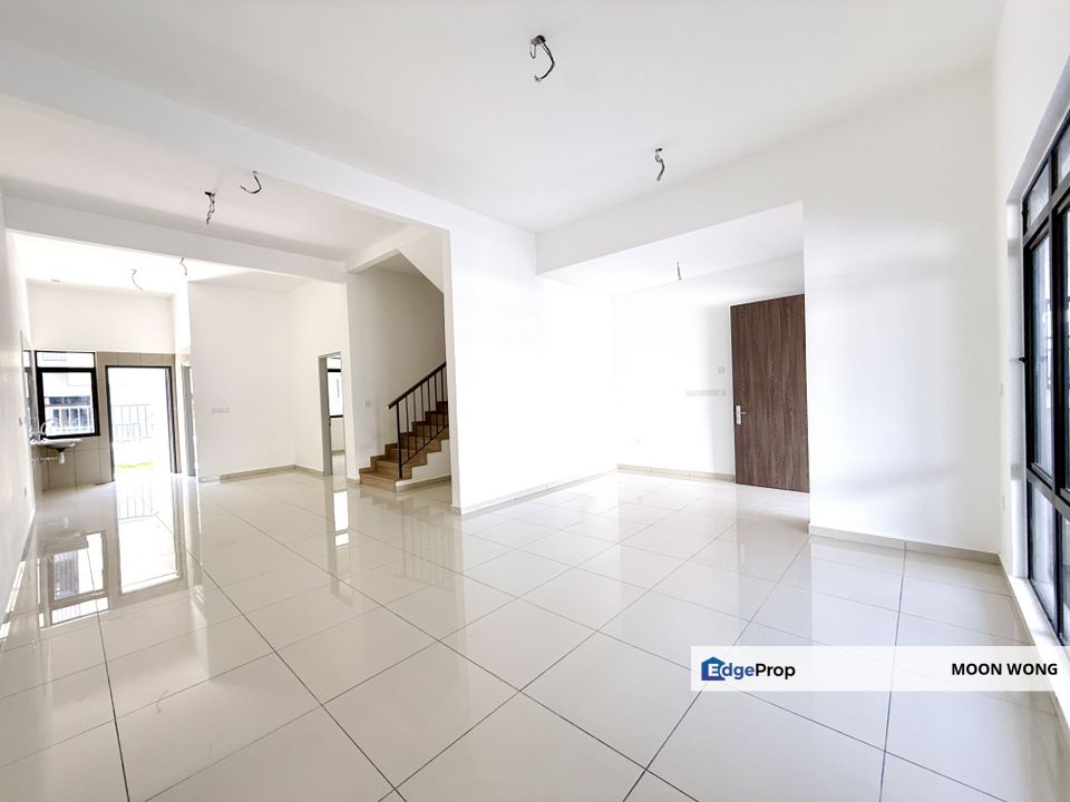 Avenue 3 Lake Valley, Bandar Tun Hussein Onn Cheras, Selangor, Cheras