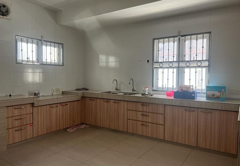 Bandar Tun Hussein Onn