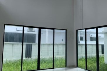 Villa 33, Bukit Manda'rina