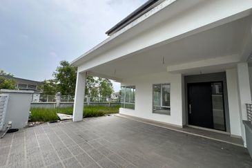 Fairfield Residences, Tropicana Heights