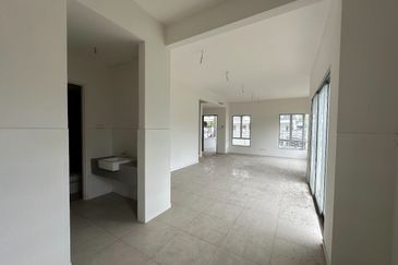 Fairfield Residences, Tropicana Heights